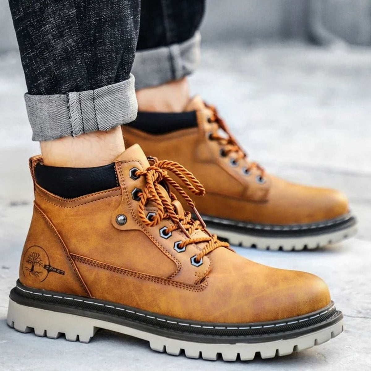 Men's Rugged Lace-Up Ankle Work Boots Padded Collar