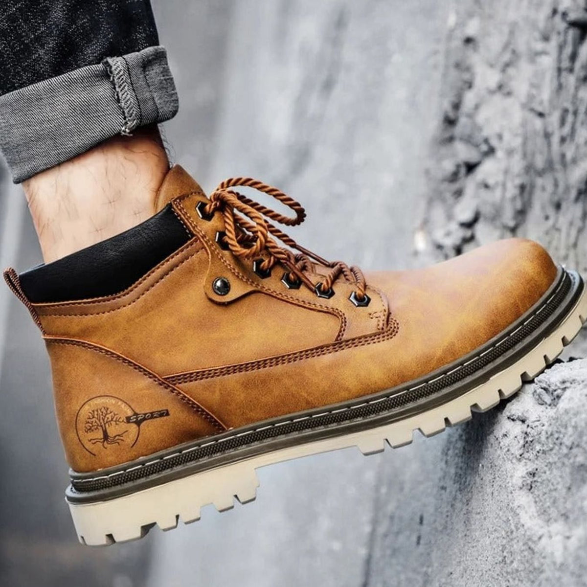 Men's Rugged Lace-Up Ankle Work Boots Padded Collar