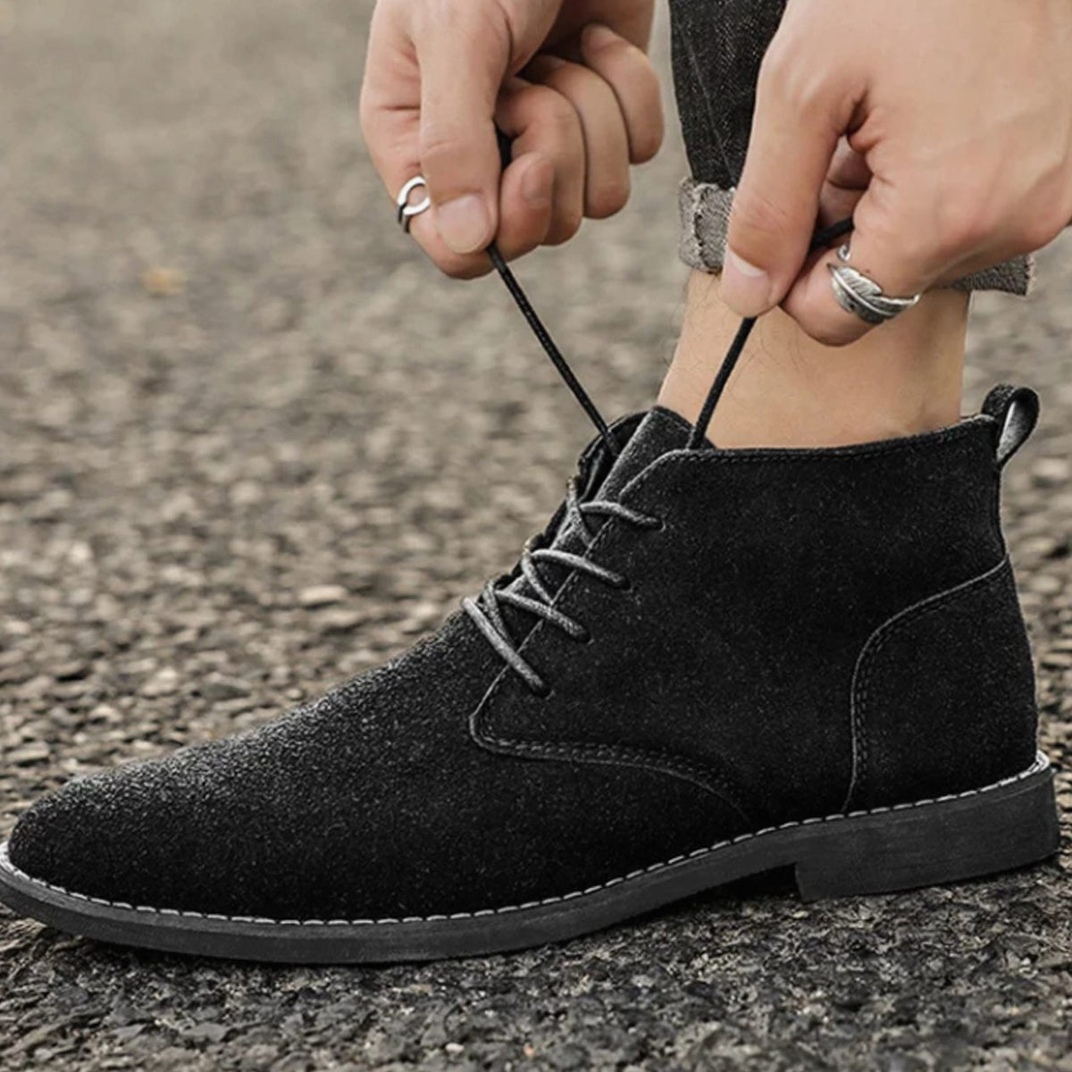 Men's Soft-Suede Lace-Up Chukka Boots