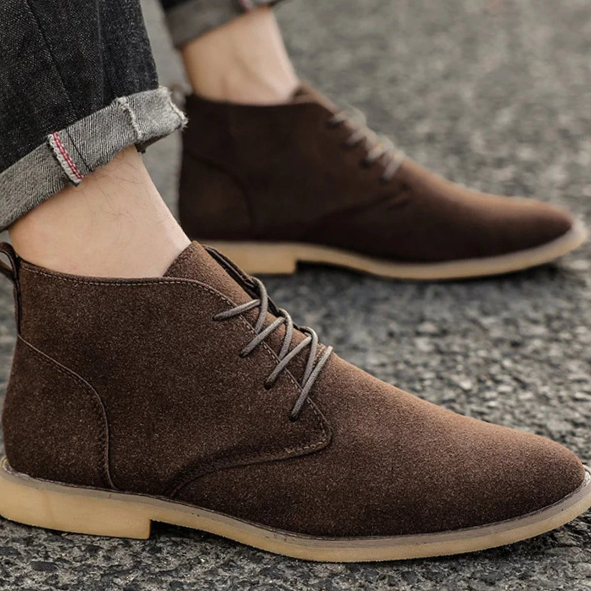 Men's Soft-Suede Lace-Up Chukka Boots