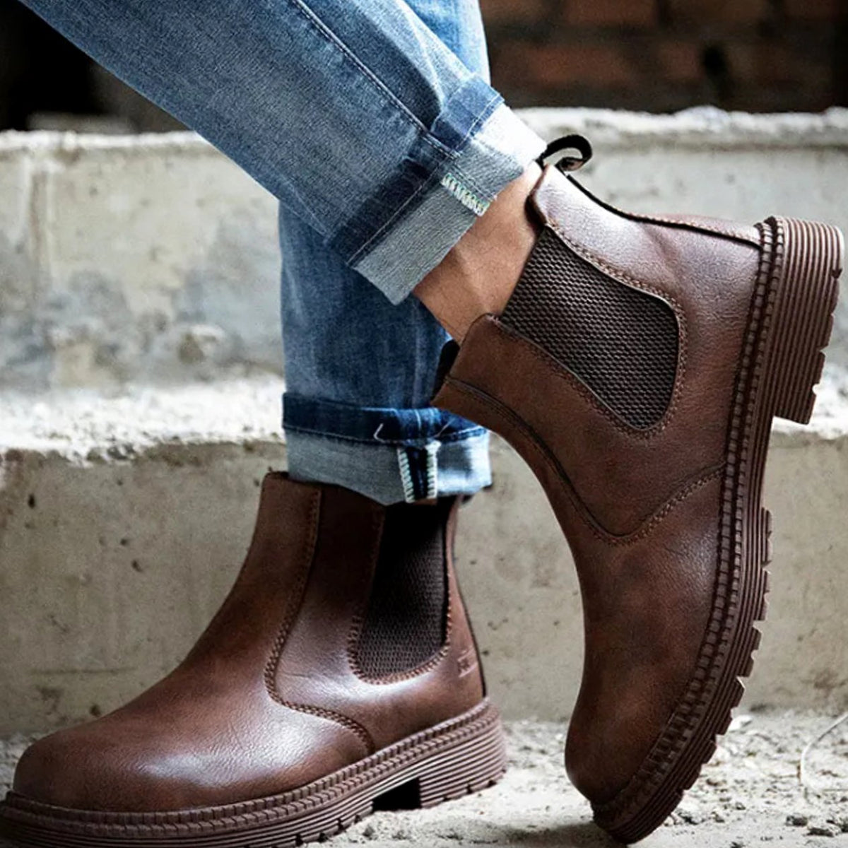 Men's Steel-Toe Chelsea Work Boots Leather Upper