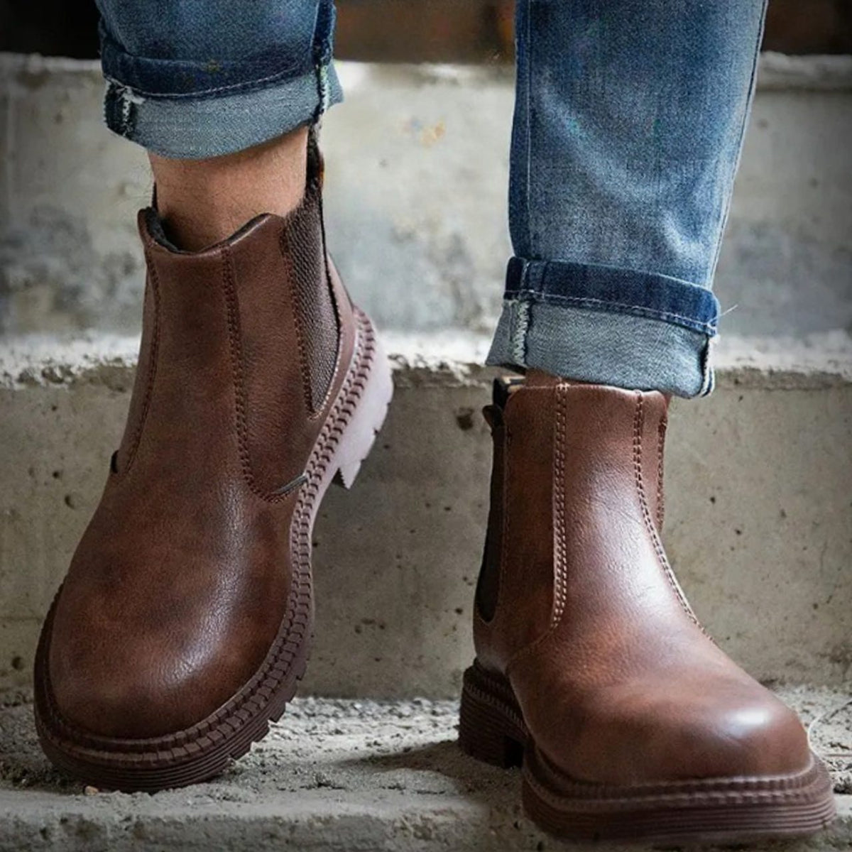Men's Steel-Toe Chelsea Work Boots Leather Upper