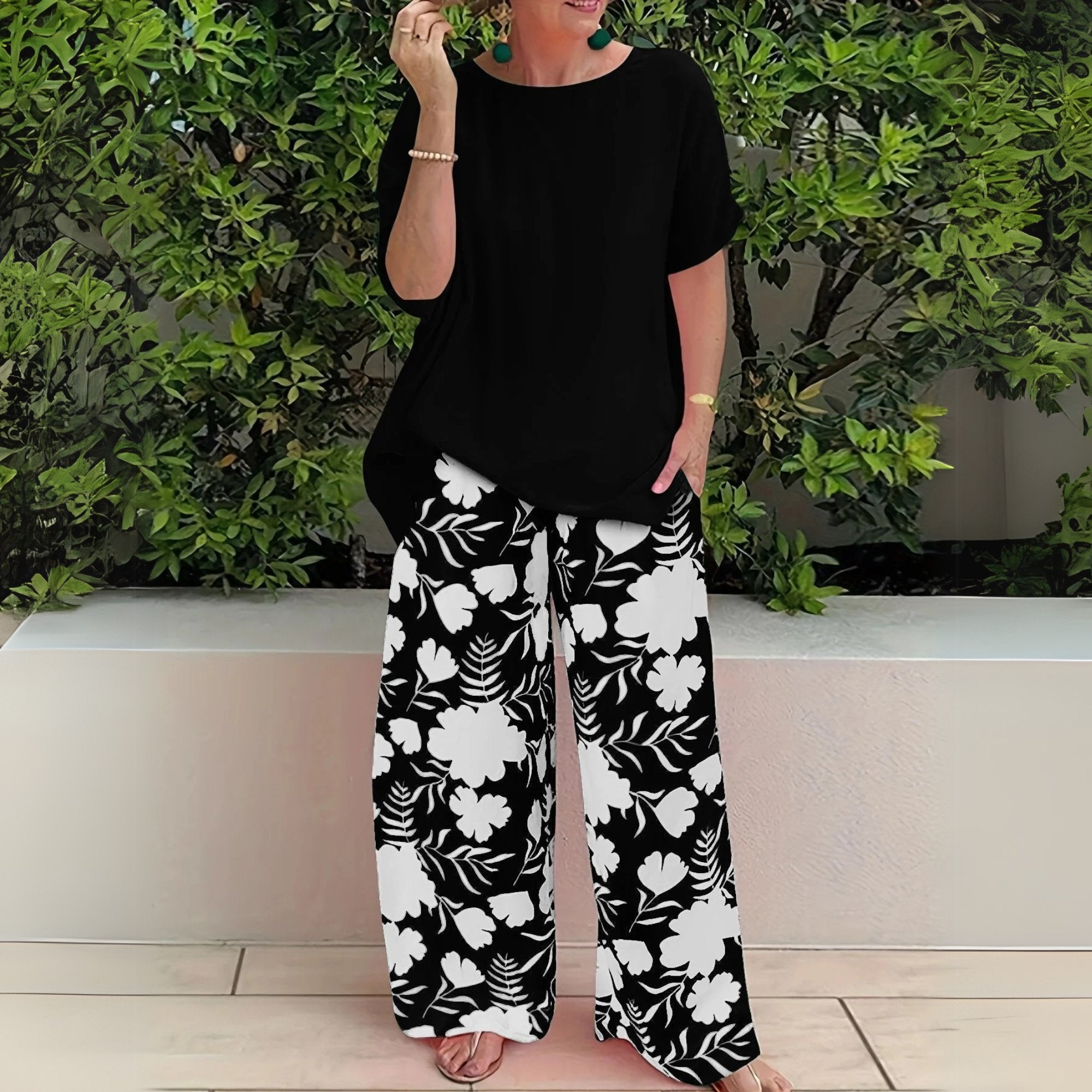 Two Piece Floral Set Wide Leg Trousers Relaxed Top - Carbon Black