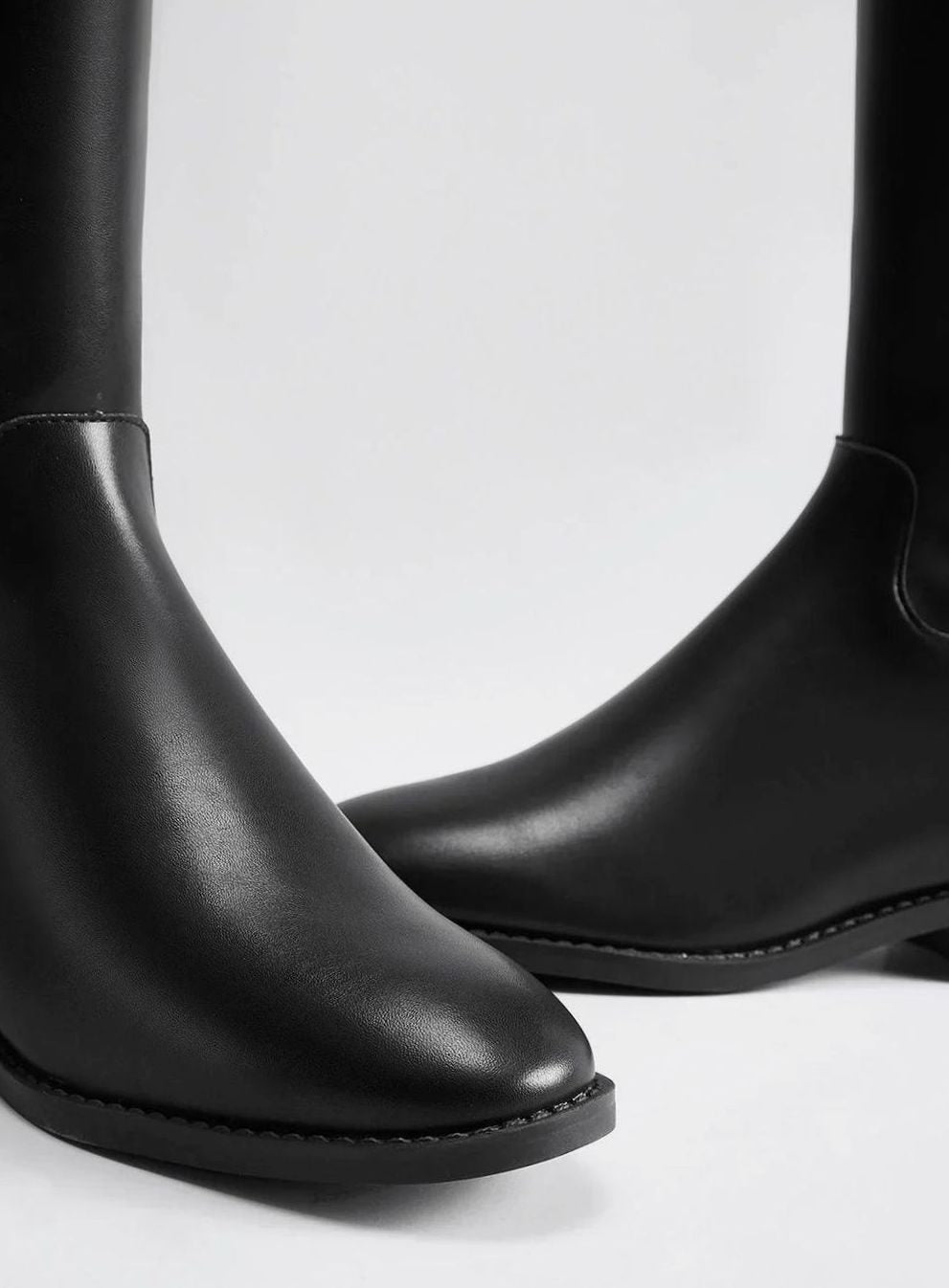 Women's Black Leather Knee-High Flat Riding Boots Buckle Detail