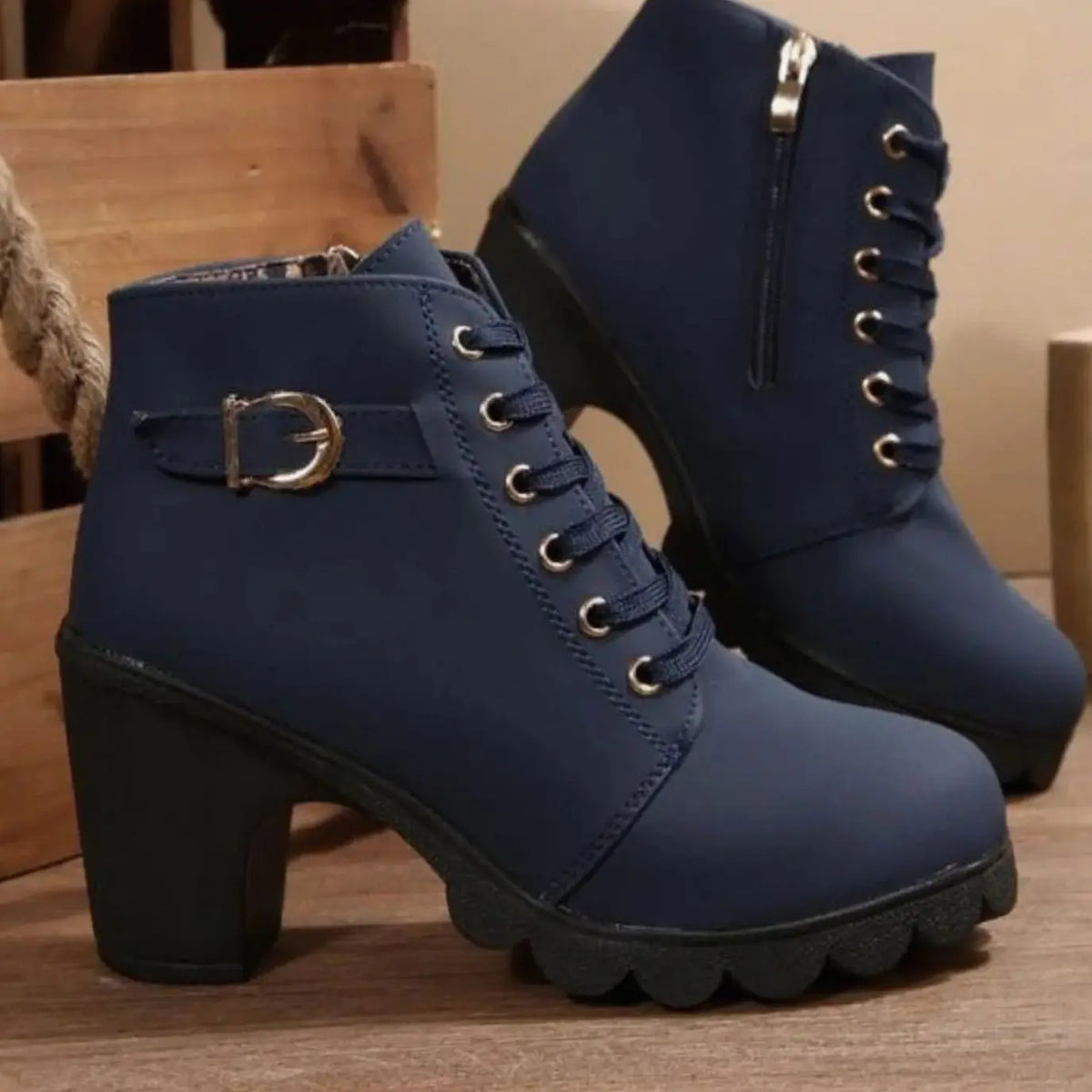 Women's Chunky-Heel Lace-Up Ankle Boots Metal Buckle - Blue