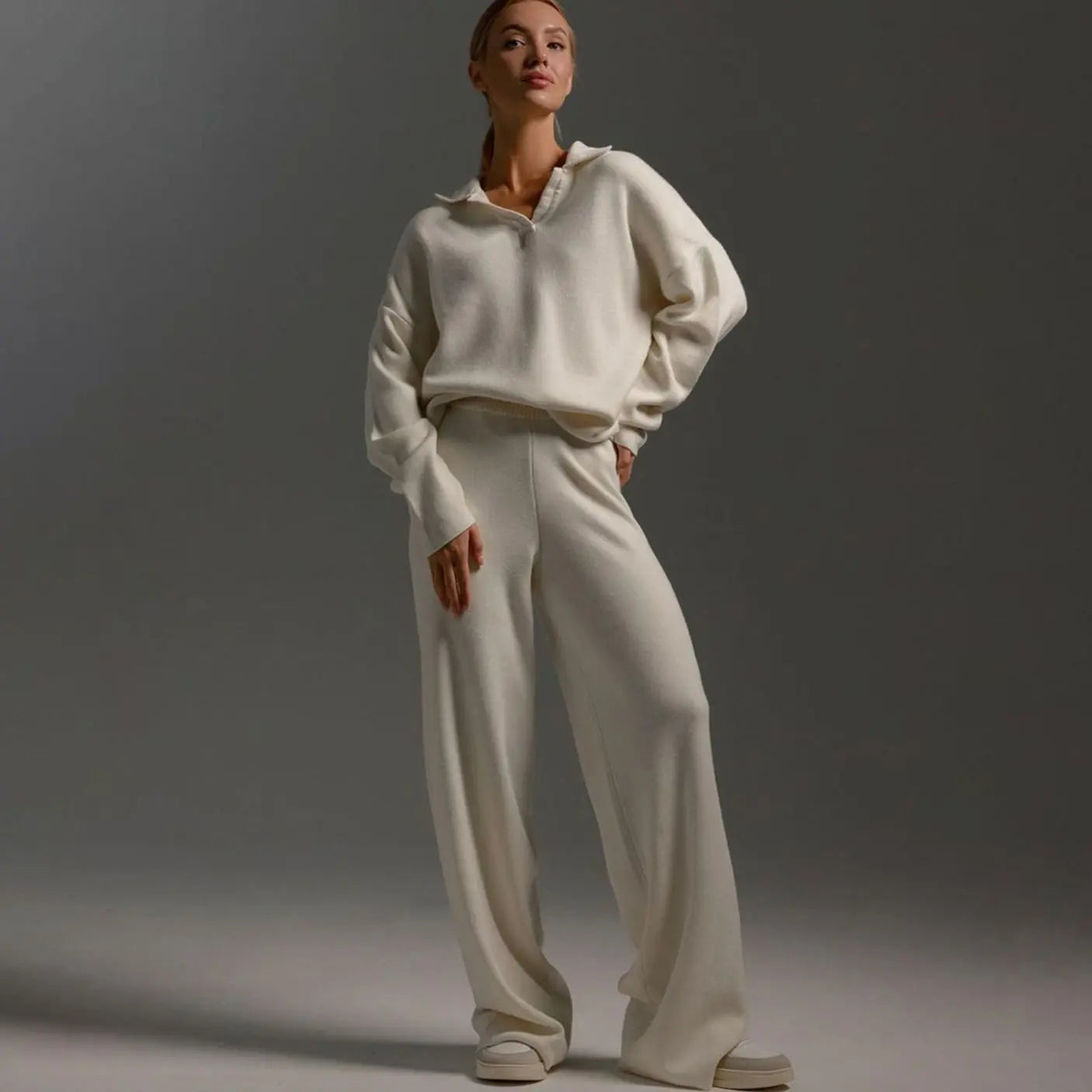 Women's Collared Relaxed Fit Wide-Leg Two-Piece Lounge Set - Beige