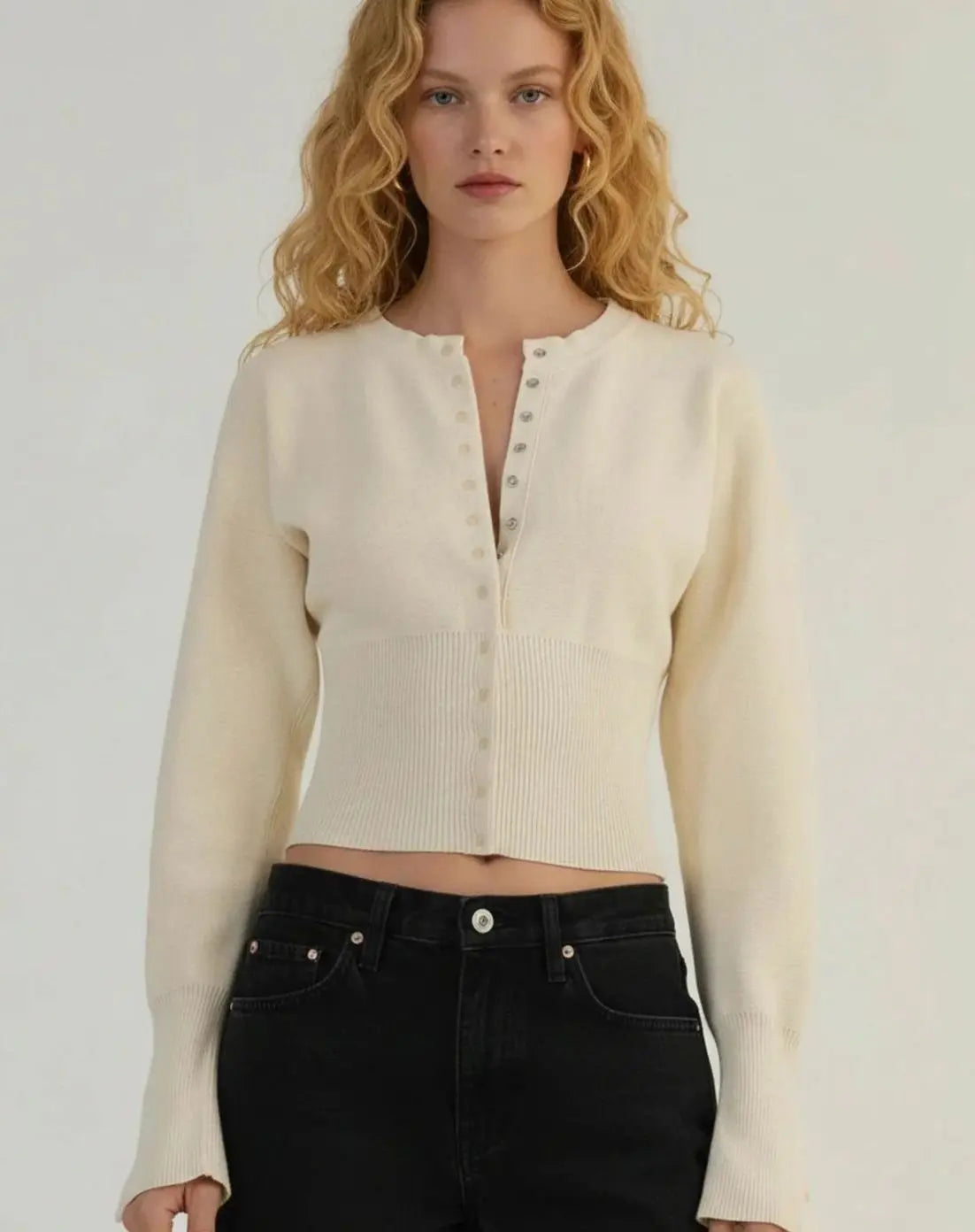 Women's Cropped Long-Sleeve Ribbed Knit Cardigan