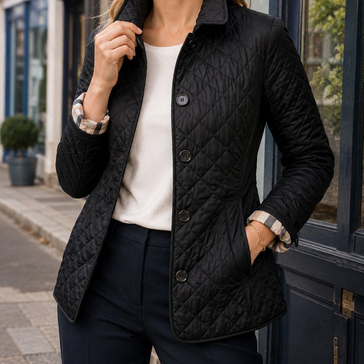 Women's Diamond-Quilted Button-Front Jacket Checked Cuffs - Black