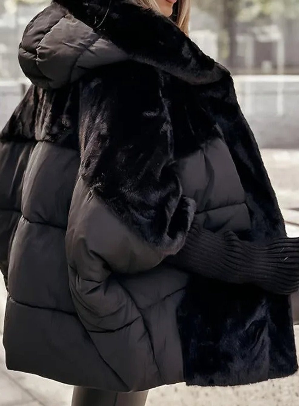 Women's Faux Fur Hooded Quilted Puffer Winter Jacket