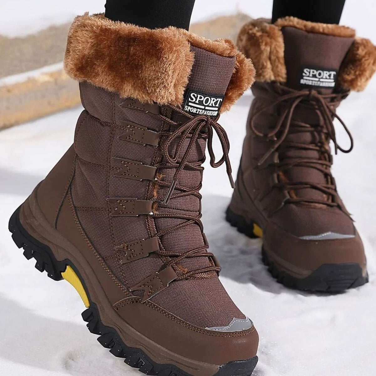 Women's Faux Fur Lined Lace-Up Winter Snow Boots - Brown