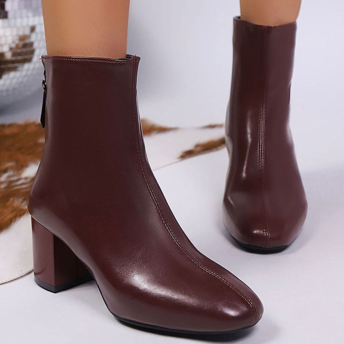 Women's Faux Leather Block Heel Zip-Up Ankle Boots - Red