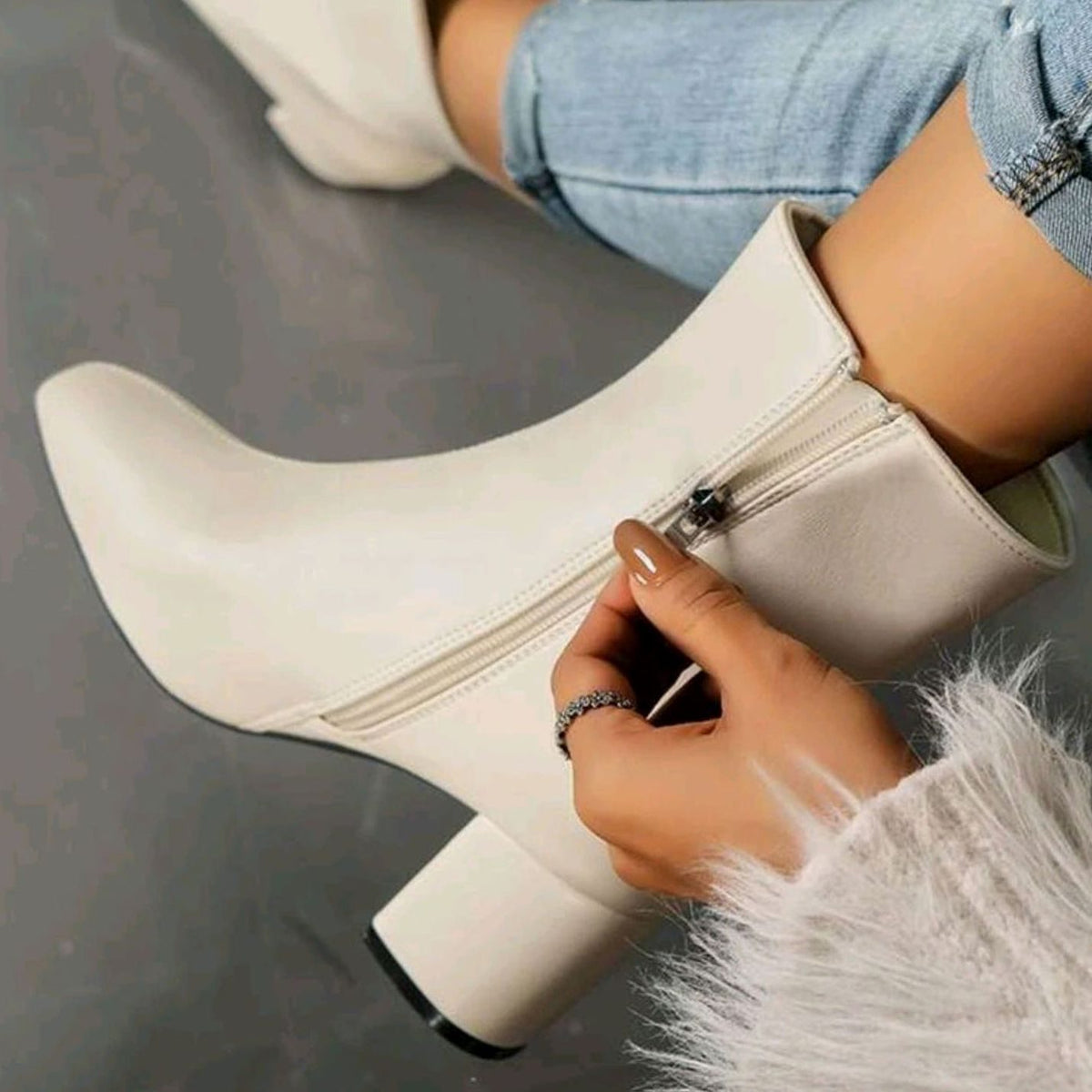 Women's Faux Leather Pointed-Toe Block Heel Ankle Boots
