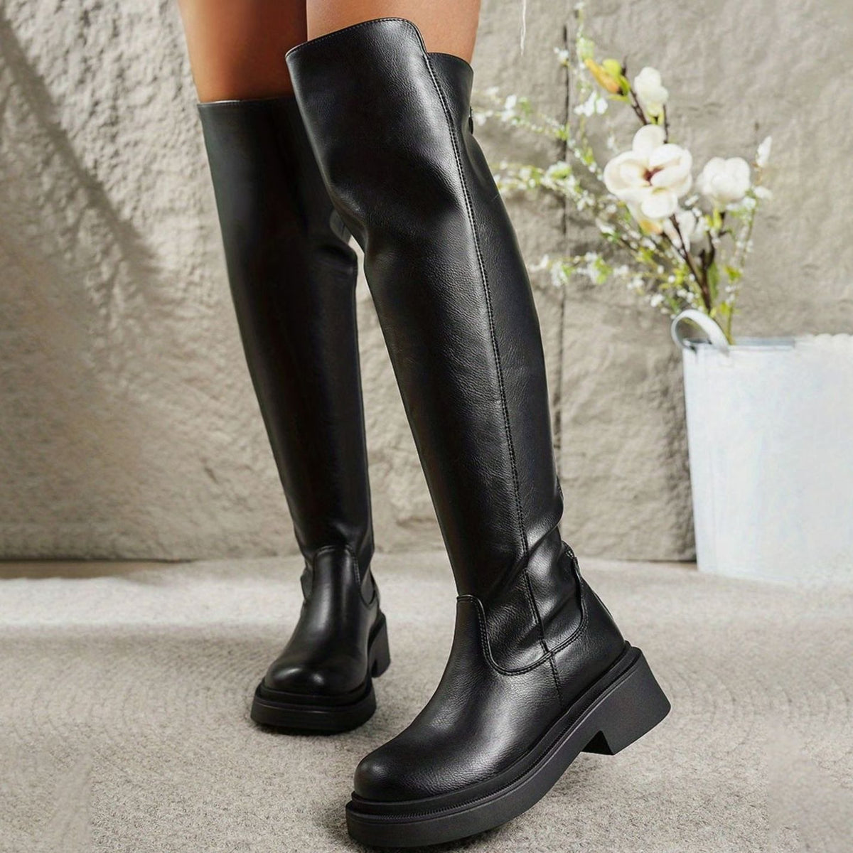 Women's Flat Over-the-Knee Side-Zip Stretch Boots - Black