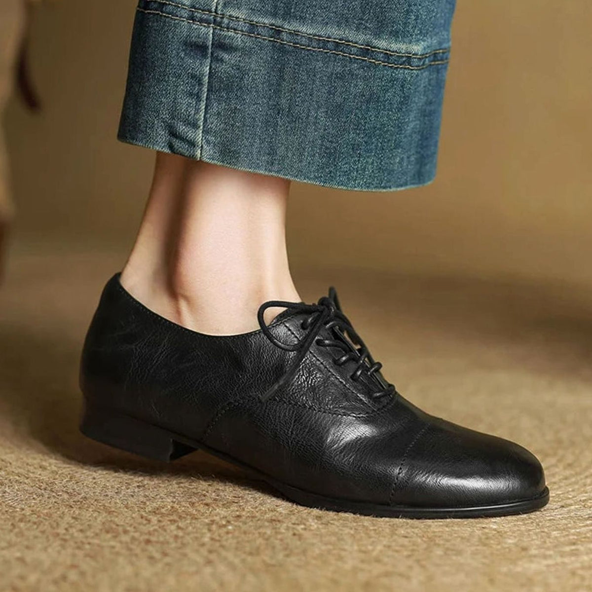 Women's Flat Oxford Shoes Leather Lace-Up Cap Toe