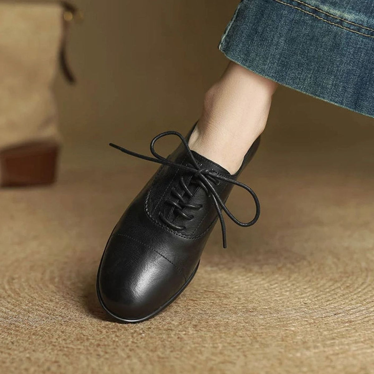 Women's Flat Oxford Shoes Leather Lace-Up Cap Toe