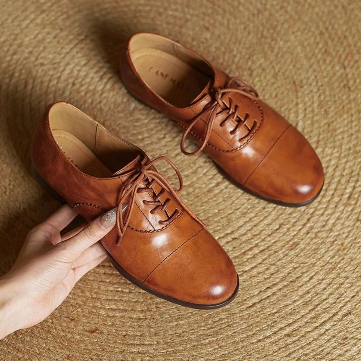 Women's Flat Oxford Shoes Leather Lace-Up Cap Toe