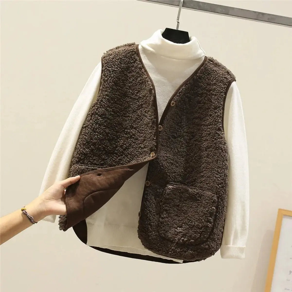 Women's Fleece Puffer Vest Button-Up Sherpa Gilet - Brown