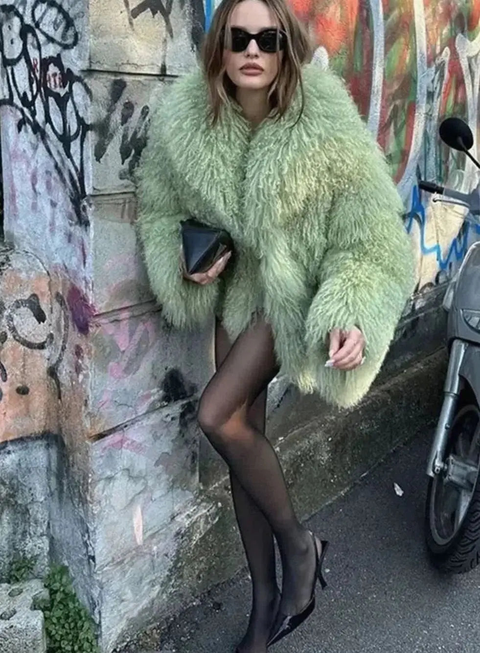 Women's Fluffy Faux Fur Coat Short Shaggy Jacket