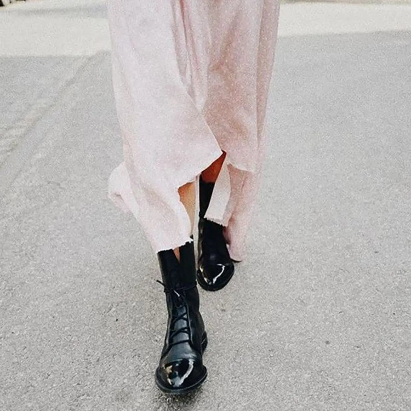 Women's Lace-Up Leather Ankle Boots Cap Toe Flat