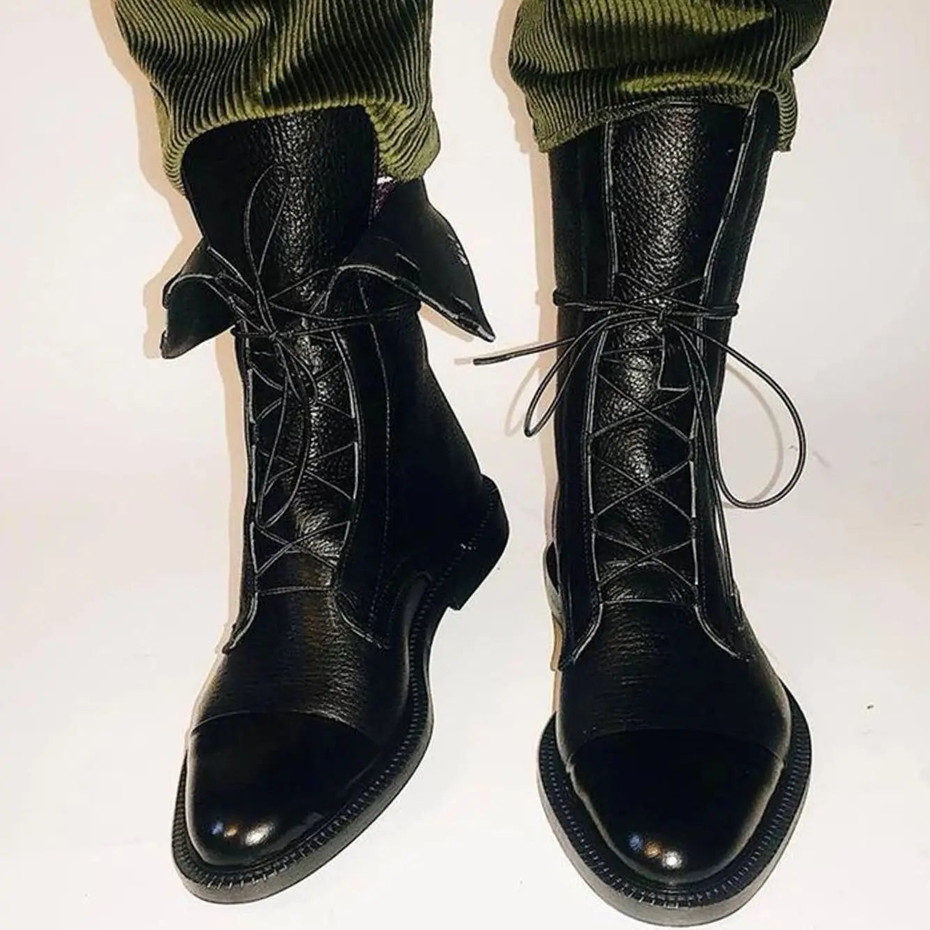 Women's Lace-Up Leather Ankle Boots Cap Toe Flat