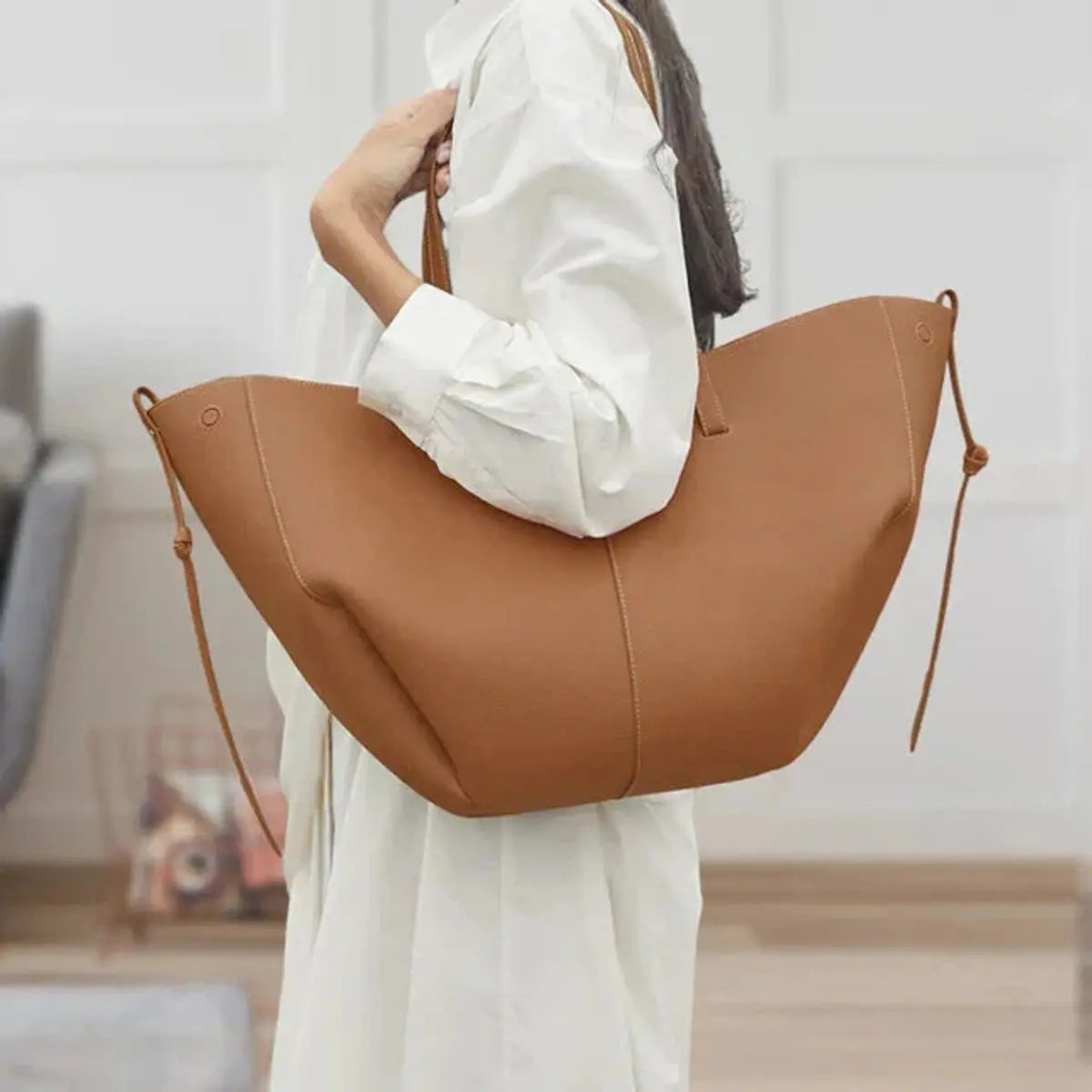 Women's Large Vintage Faux Leather Shoulder Tote Bag - Camel