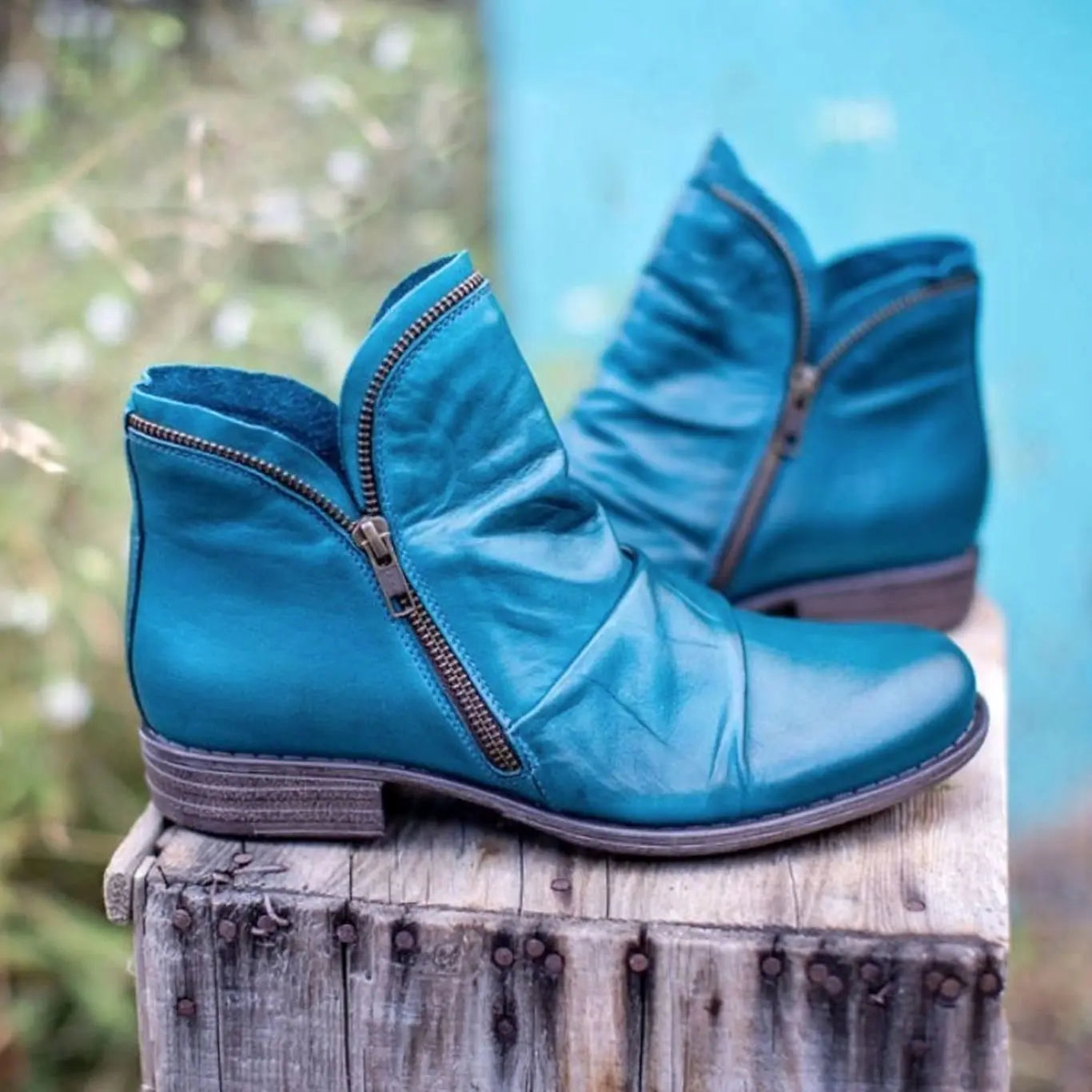 Women's Leather Side-Zip Ruched Ankle Boots