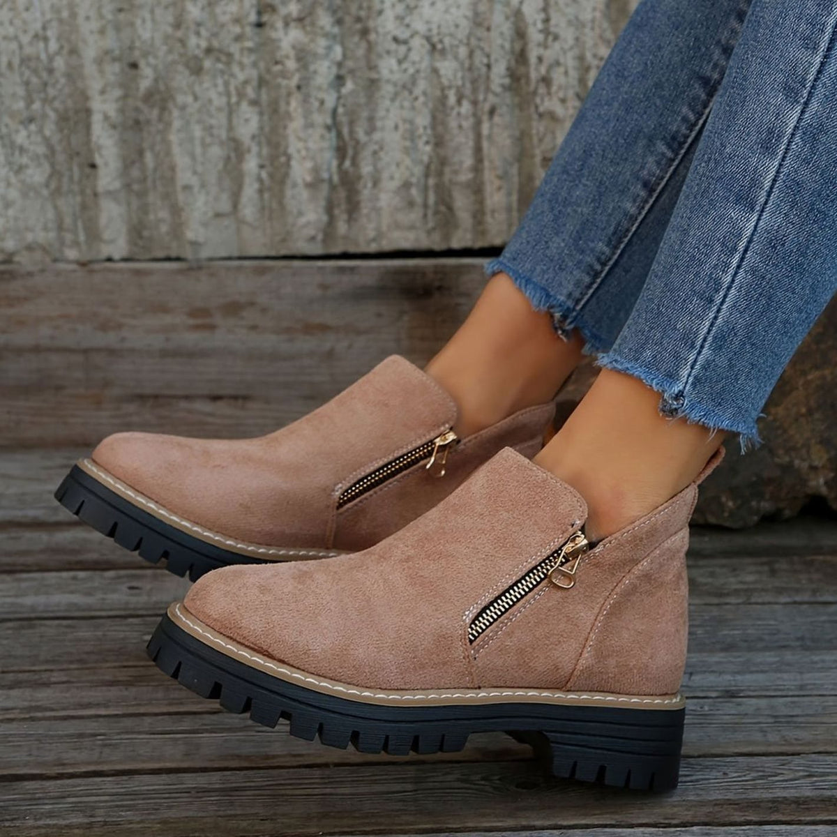 Women's Leopard Print Chunky Platform Zip-Up Ankle Boots