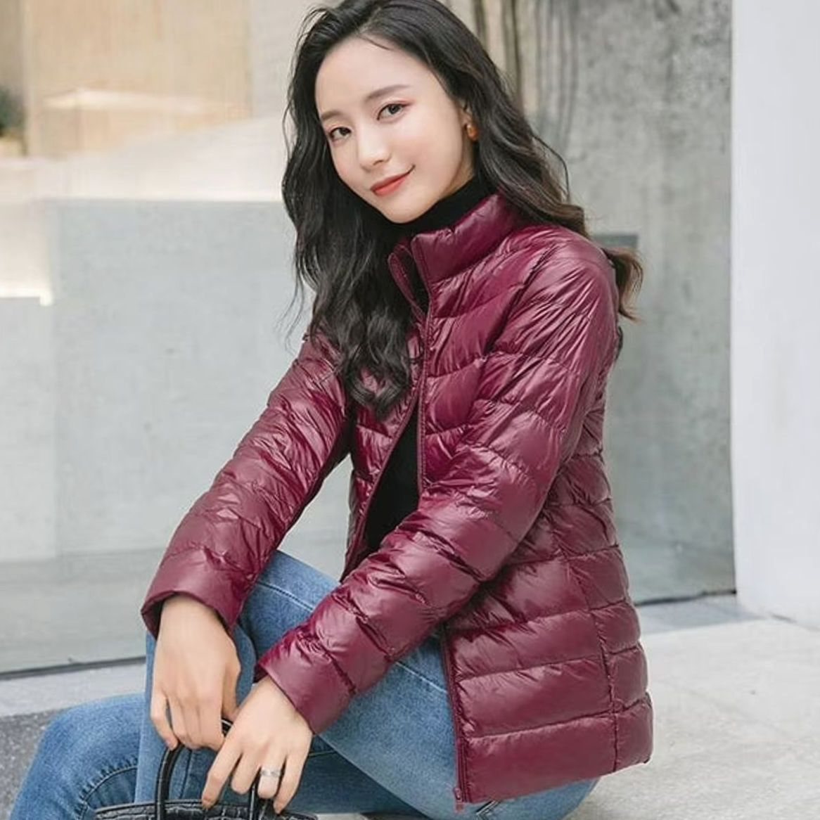 Women's Lightweight Quilted Stand-Collar Spring Jacket - Burgundy