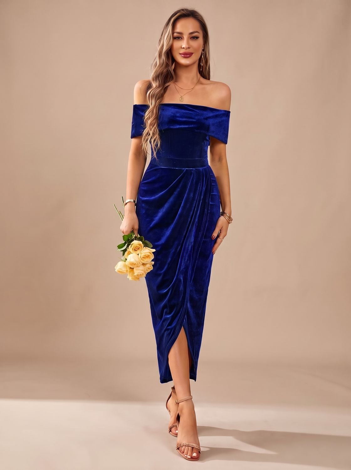 Women's Off-Shoulder Ruched Velvet Midi Dress - Blue