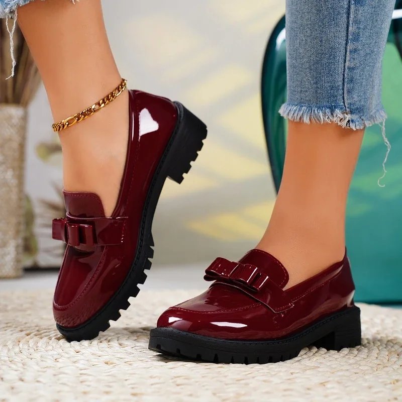 Women's Orthopedic Loafers Patent Leather Bow Detail - Burgundy