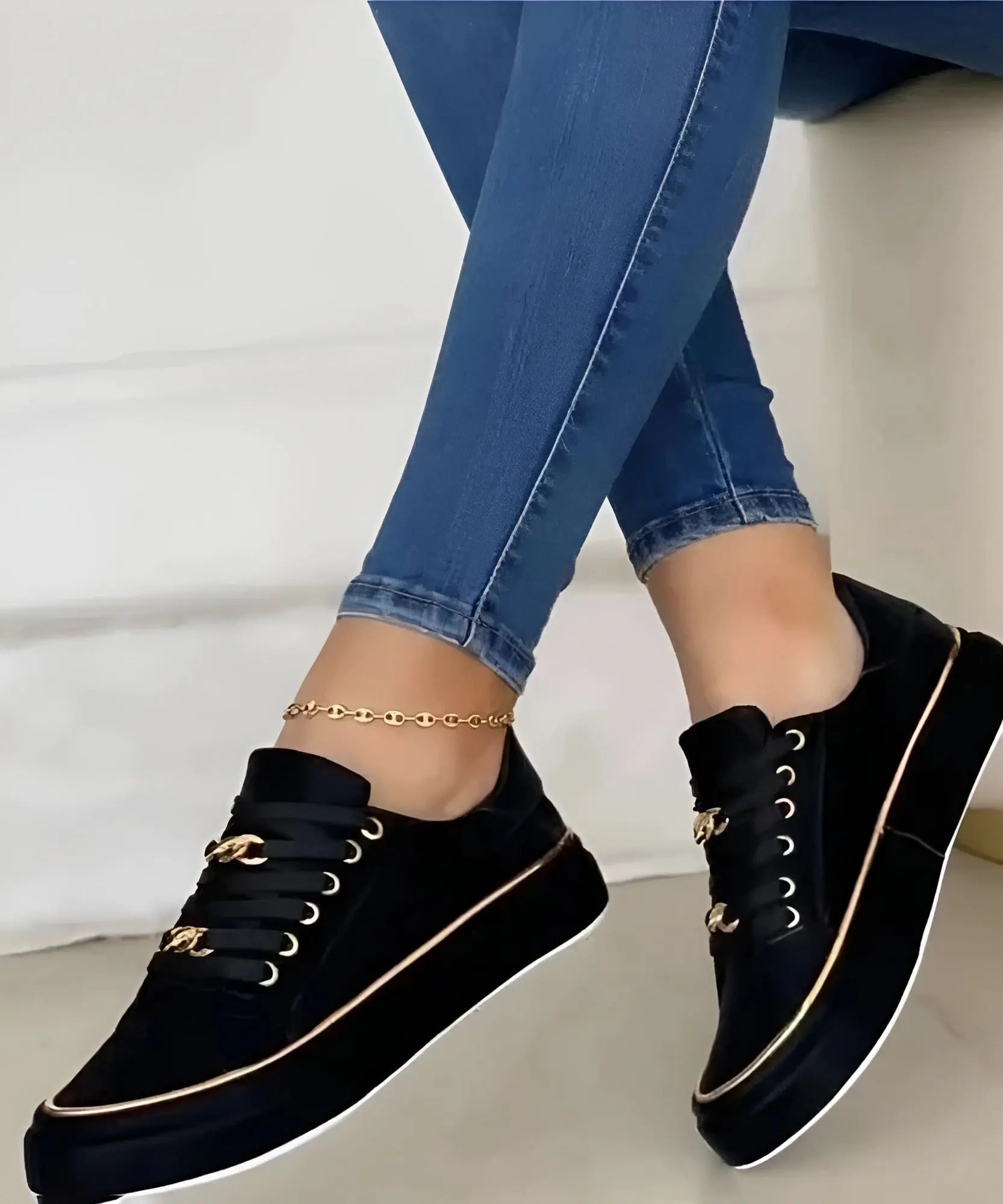 Women's Orthopedic Trainers Chain Detail Platform