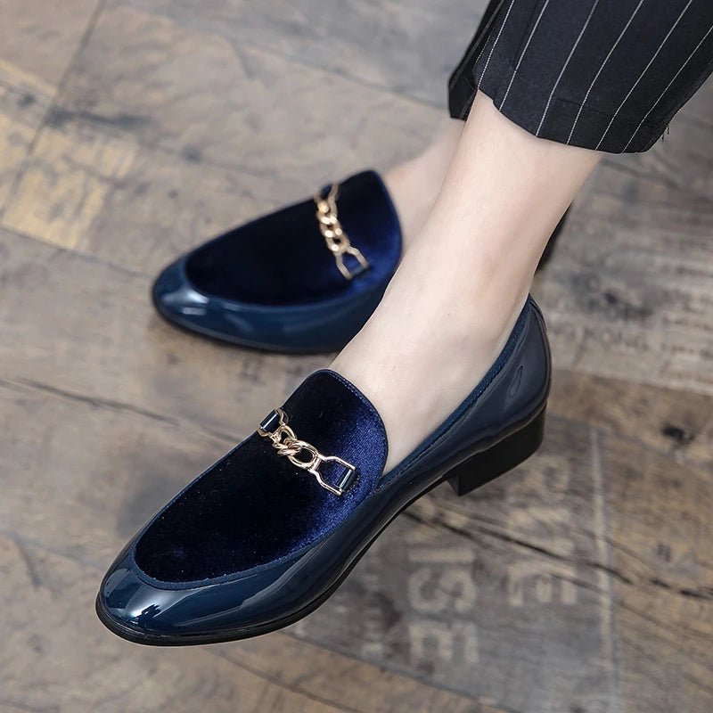 Women's Orthopedic Velvet Loafers with Gold Chain
