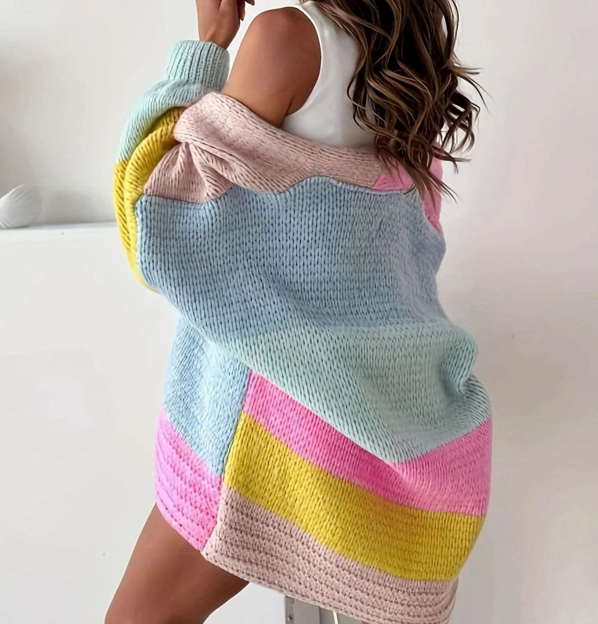 Women's Oversized Colour Block Knit Button-Front Cardigan