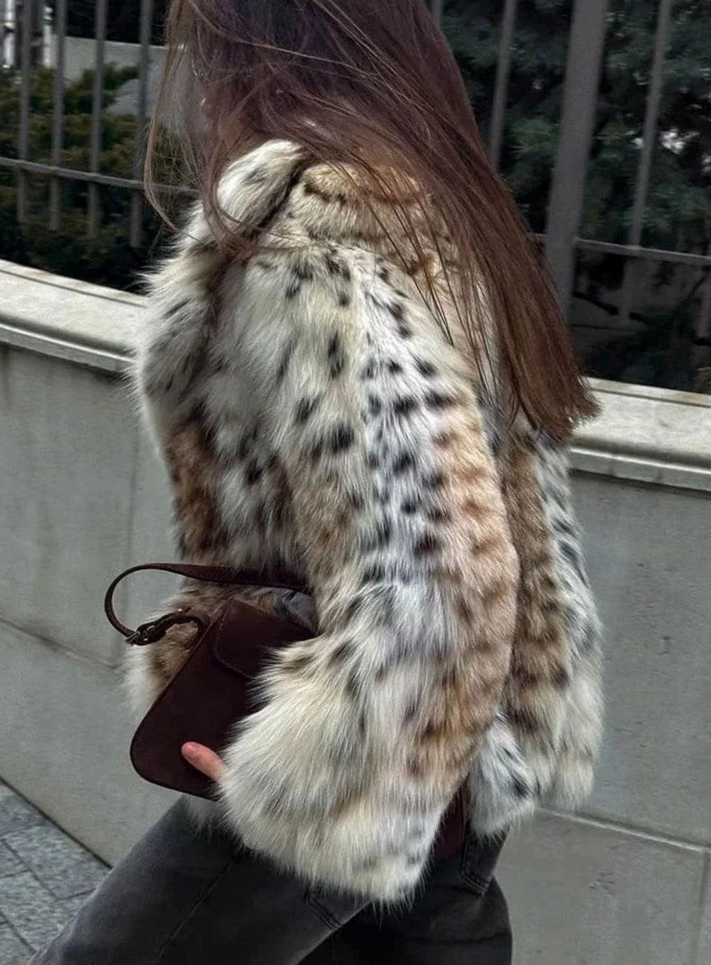 Women's Oversized Faux Fur Animal Print Short Coat