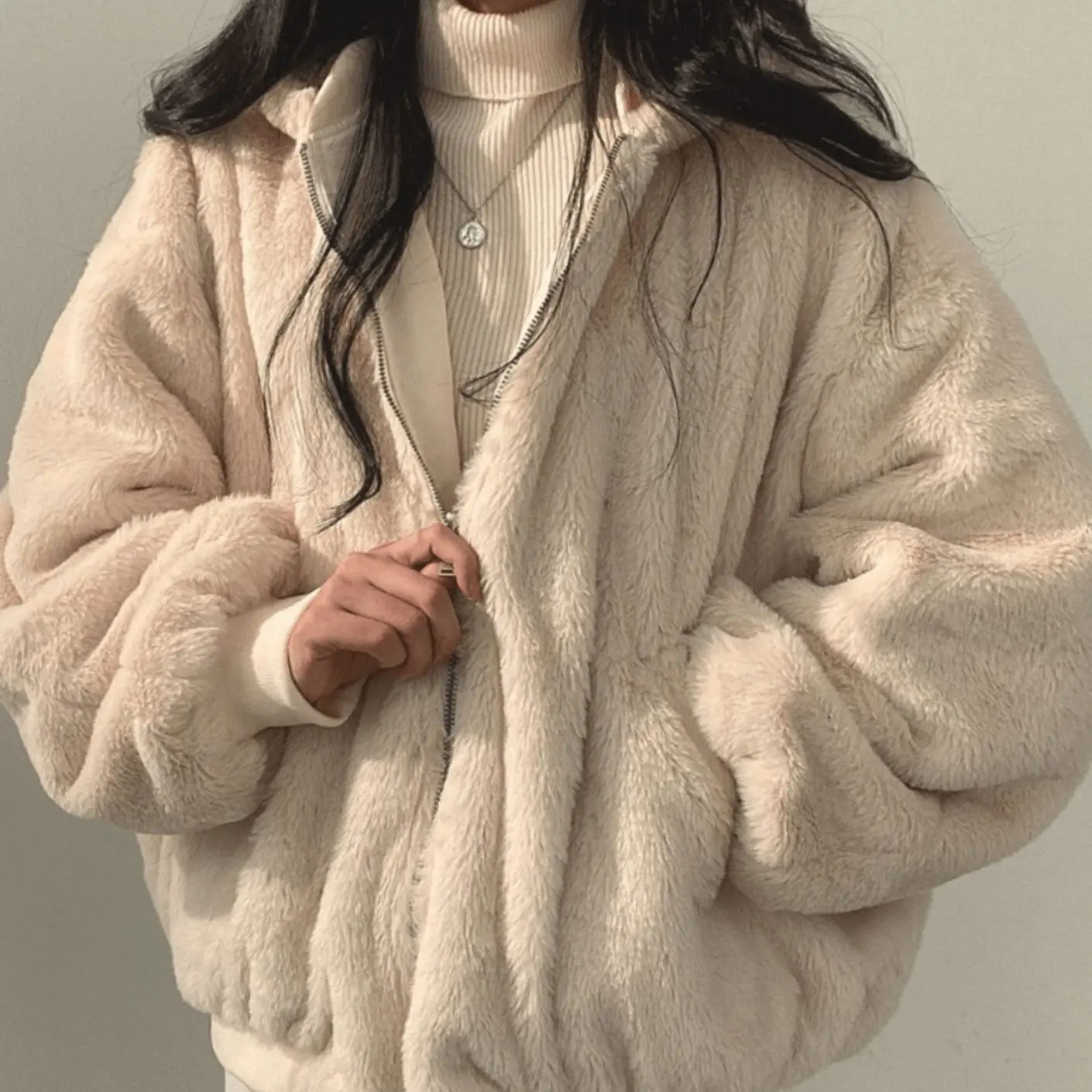Women's Oversized Fleece-Lined Zip-Up Winter Jacket