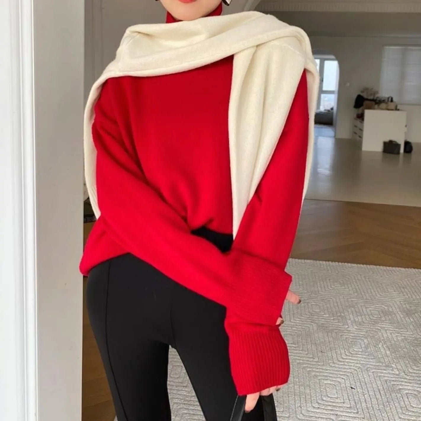 Women's Oversized Long-Sleeve Knit Turtleneck Jumper - Red