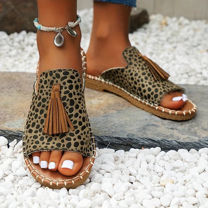 Women's Patterned Slide Sandals with Tassel Detail - Green & Black