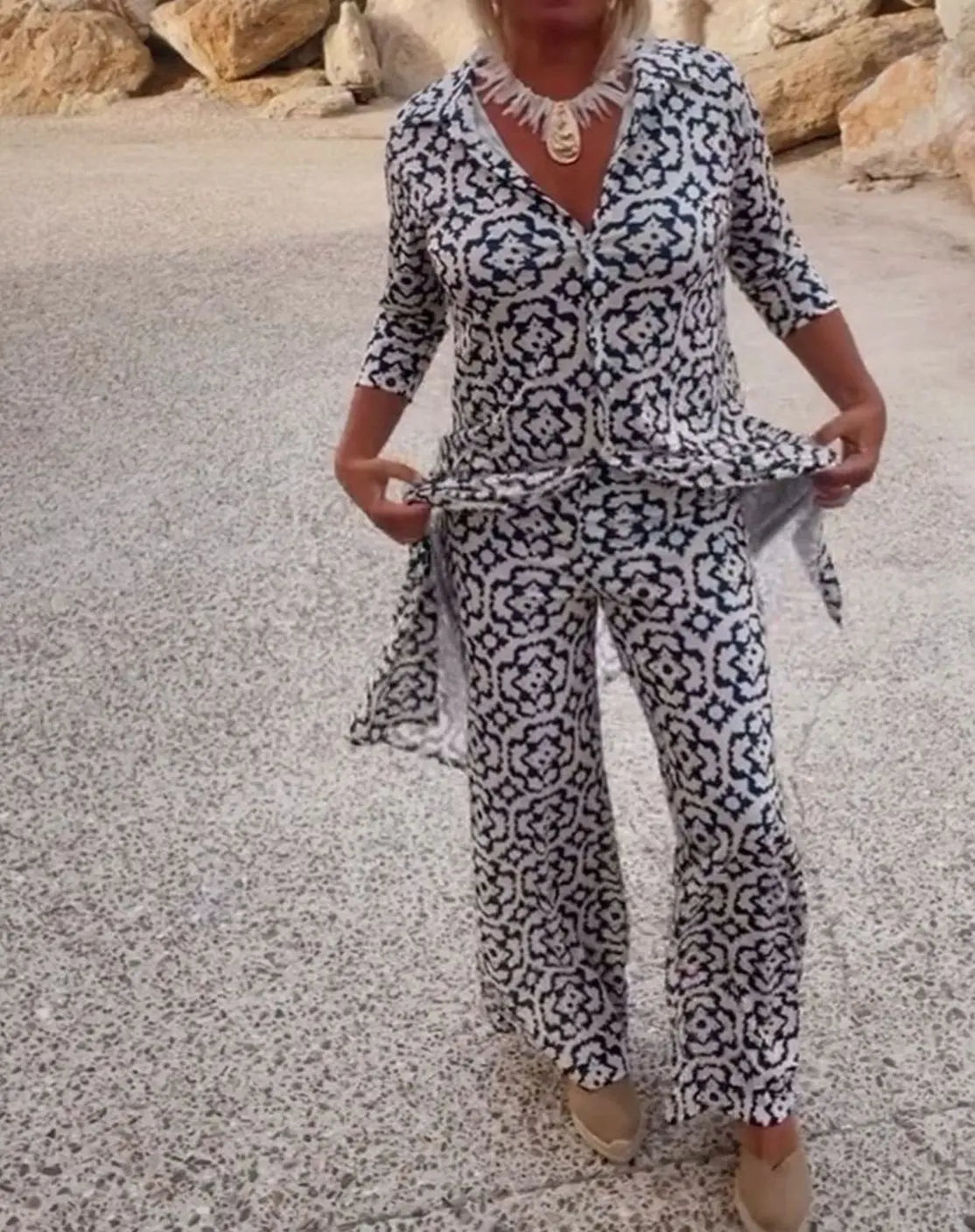 Women's Printed Two-Piece Blouse Straight-Leg Trouser Set