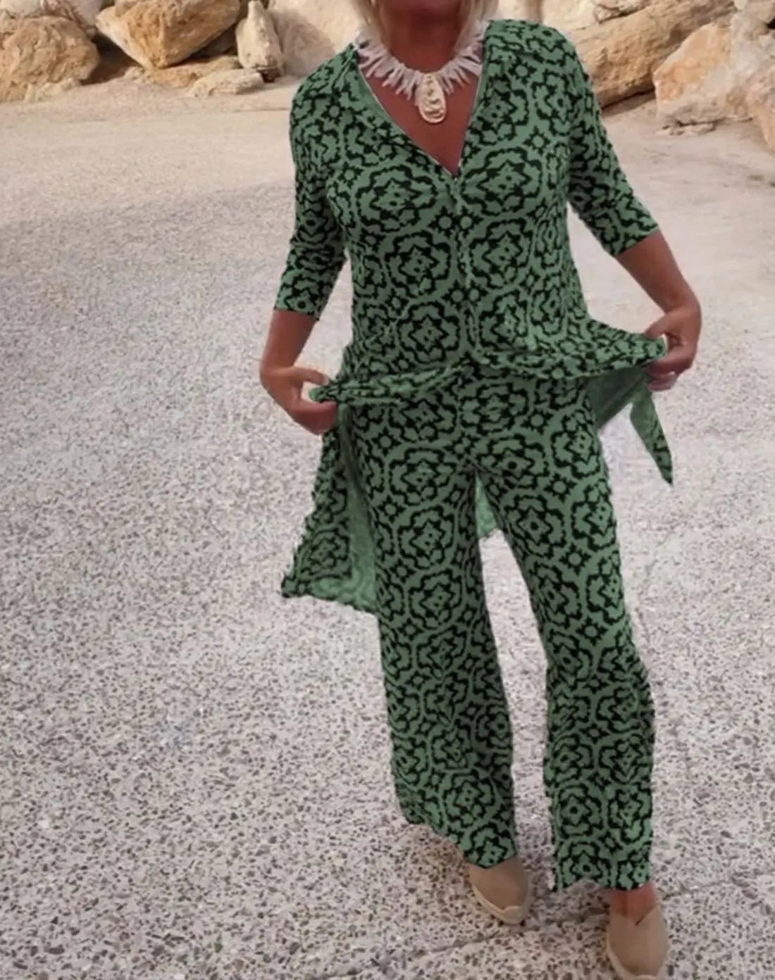 Women's Printed Two-Piece Blouse Straight-Leg Trouser Set