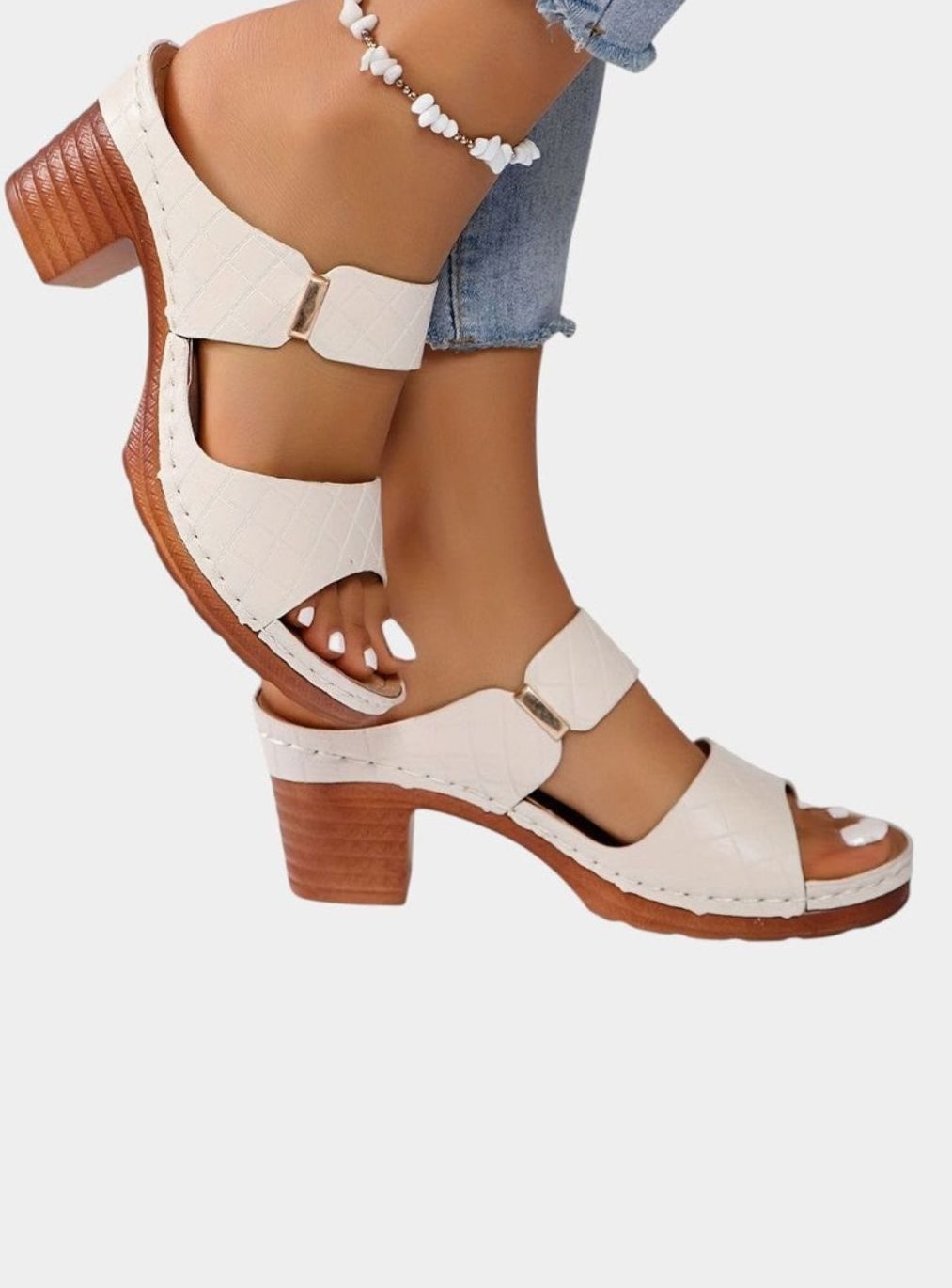 Women's Quilted Block Heel Sandals Open Toe - White