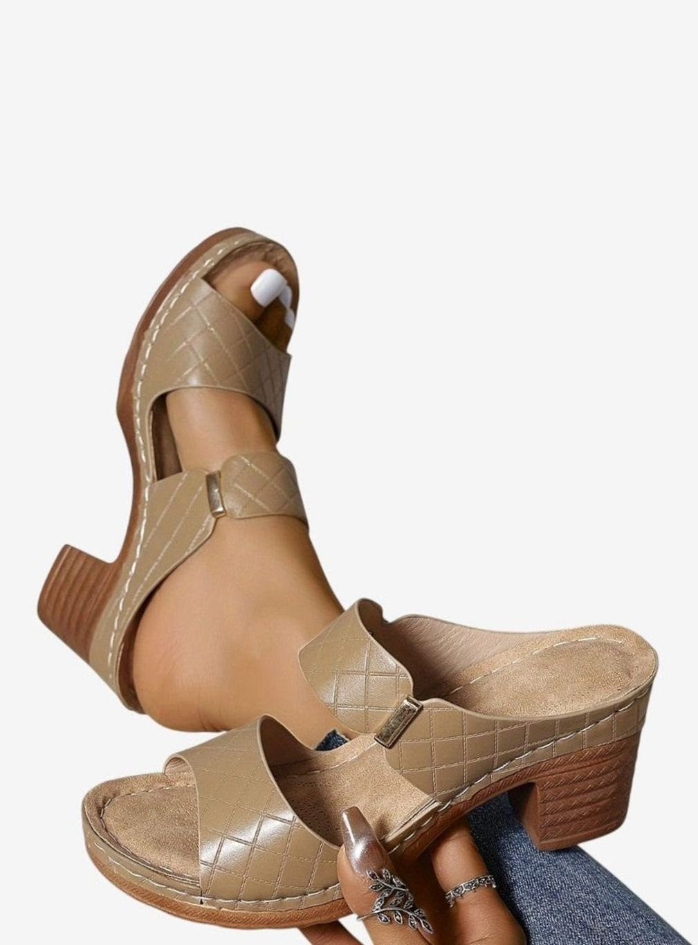Women's Quilted Block Heel Sandals Open Toe - Apricot