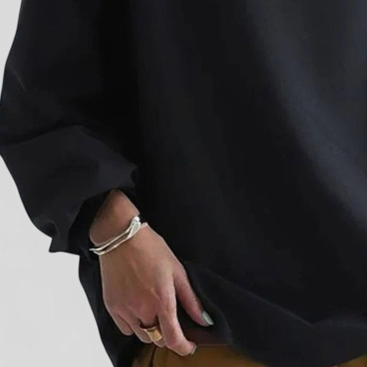 Women's Relaxed-Fit Mock-Neck Long-Sleeve Sweatshirt Top
