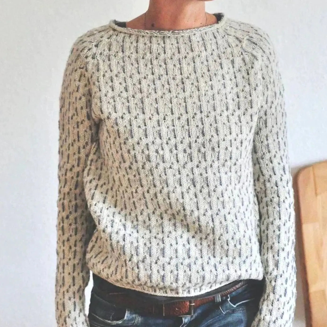 Women's Relaxed-Fit Round Neck Textured Knit Sweater