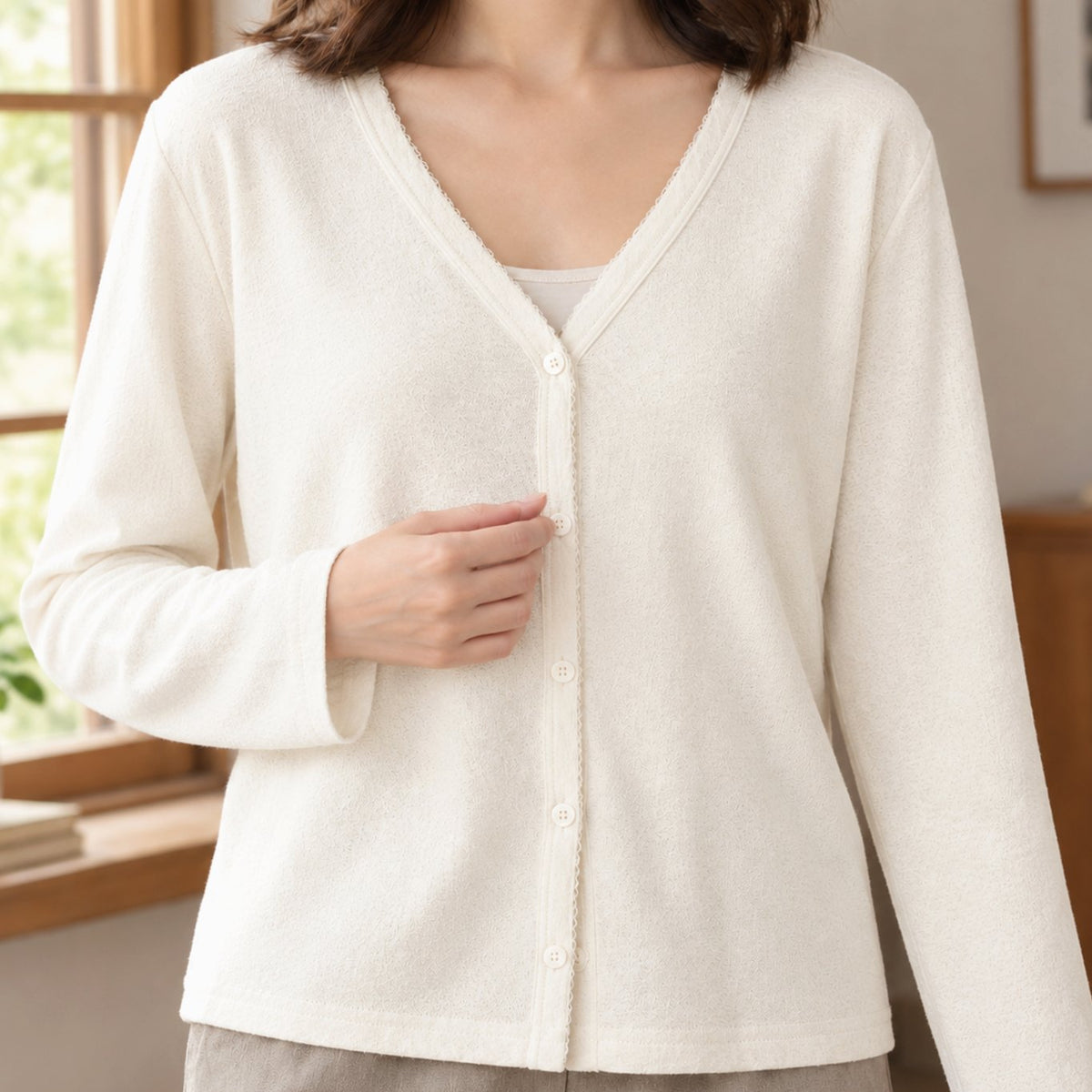 Women's Relaxed-Fit V-Neck Button-Front Cardigan