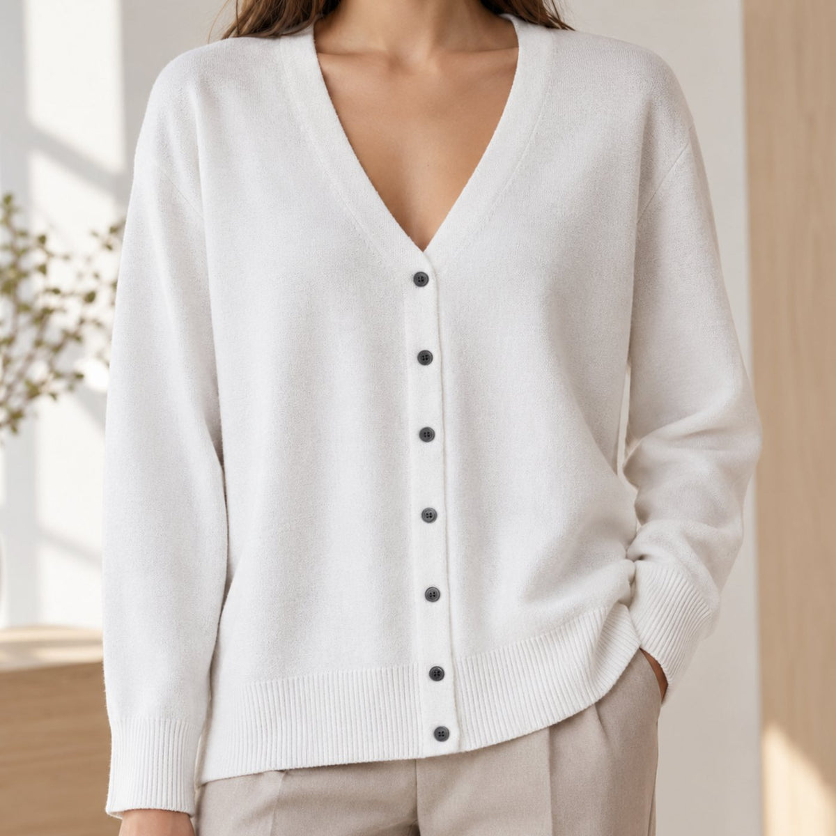 Women's Relaxed-Fit V-Neck Button-Front Knit Cardigan - White