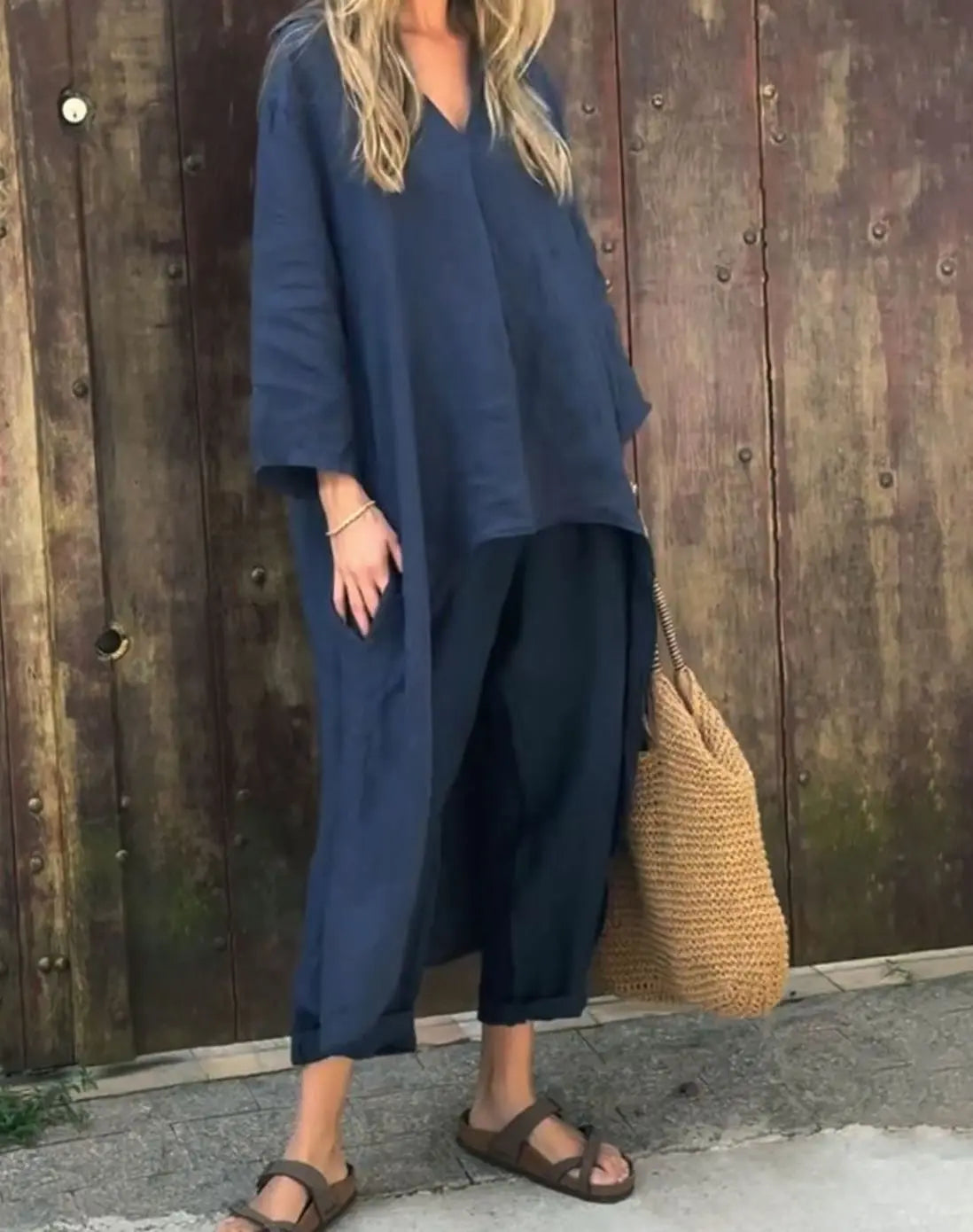 Women's Relaxed Linen Two-Piece Set V-Neck Top Wide-Leg Trousers