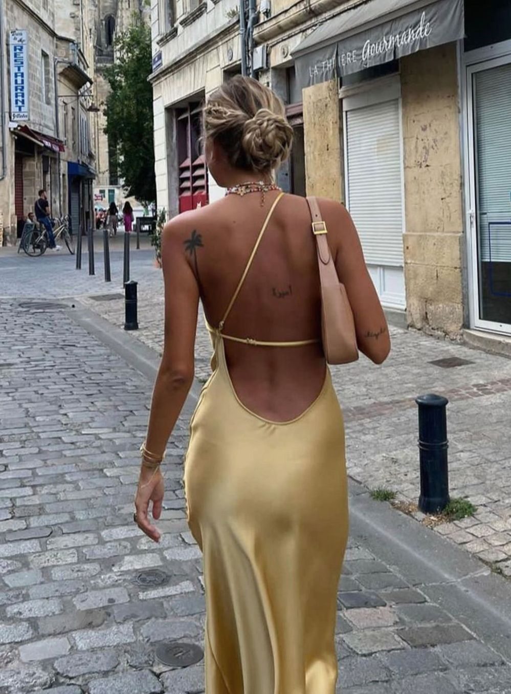 Women's Satin Backless One-Shoulder Midi Dress Side Slit - Yellow