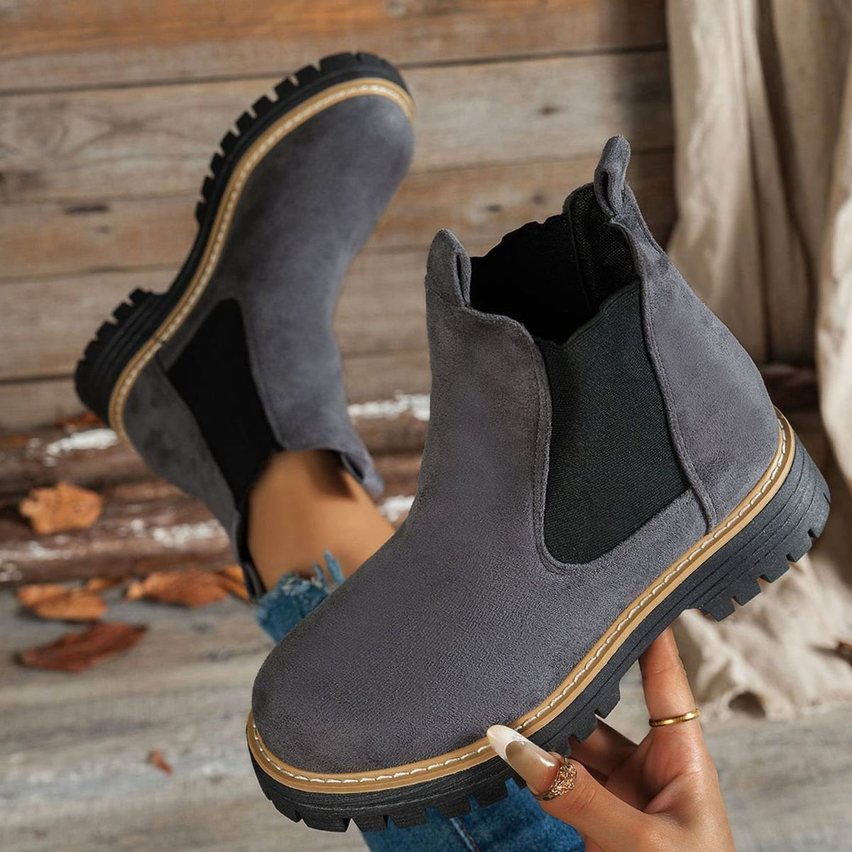 Women's Suede Platform Chelsea Ankle Boots Slip-On - Grey