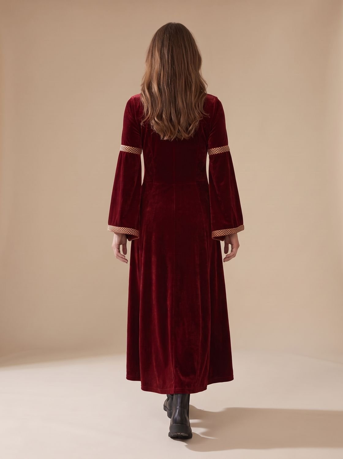 Women's Velvet Dress Defined-Waist Flared-Sleeve Medieval Maxi Gown