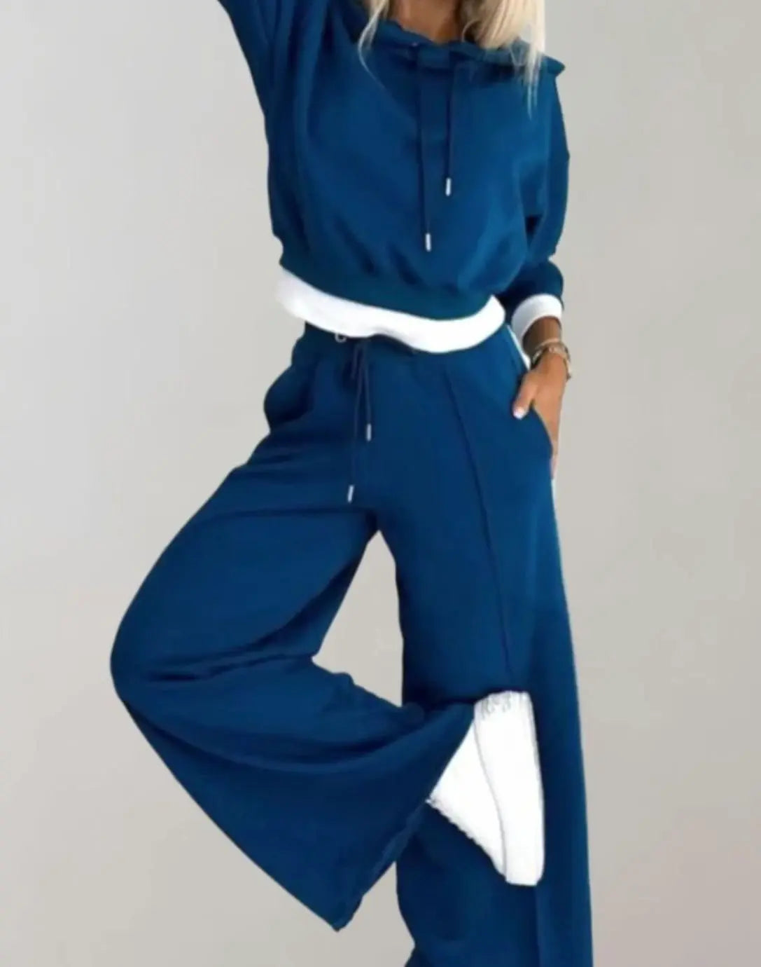 Women's Wide-Leg Drawstring Tracksuit Pants Cropped Hoodie Set - Blue